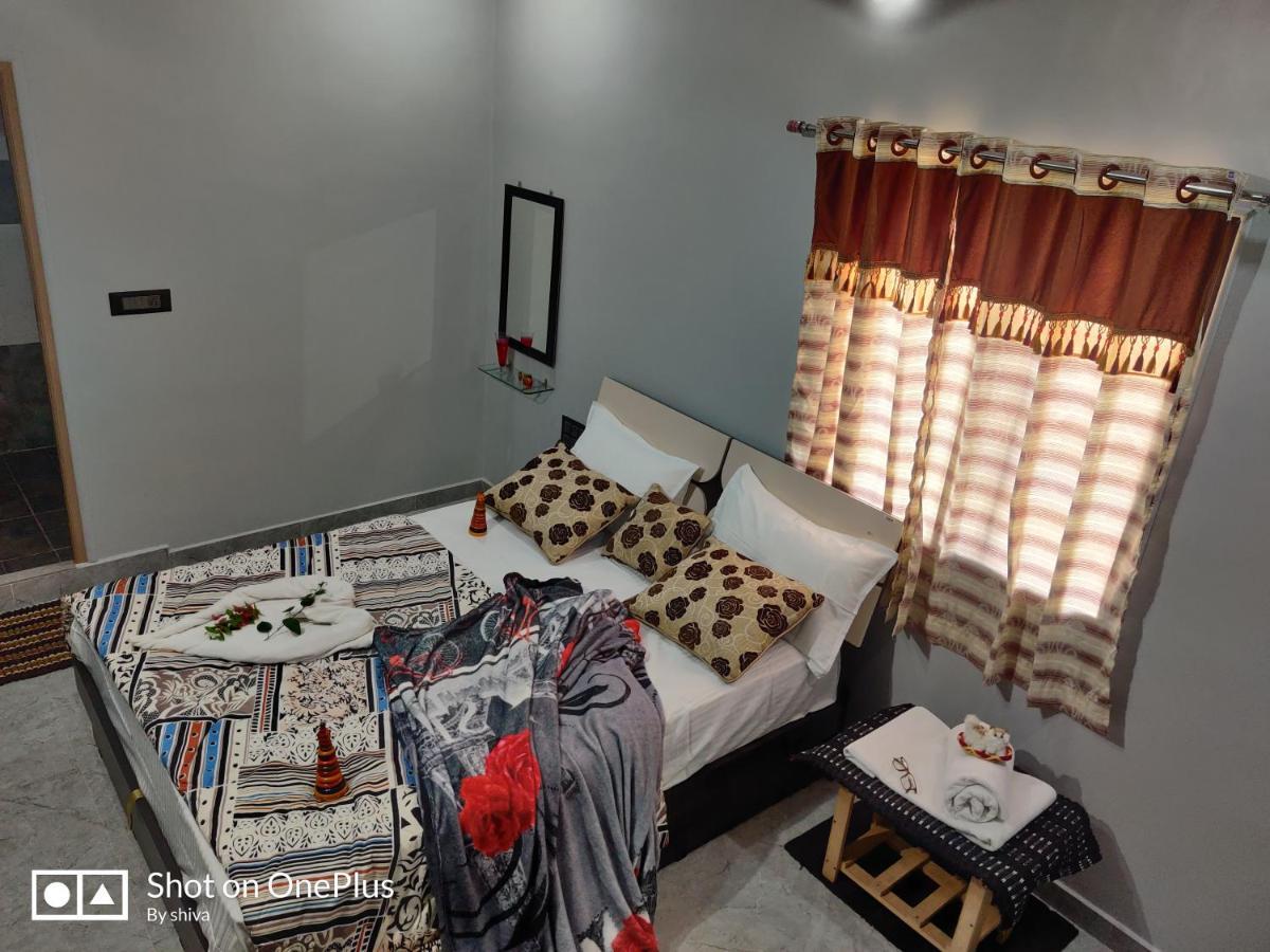 Lee Homestay Hampi Exterior photo