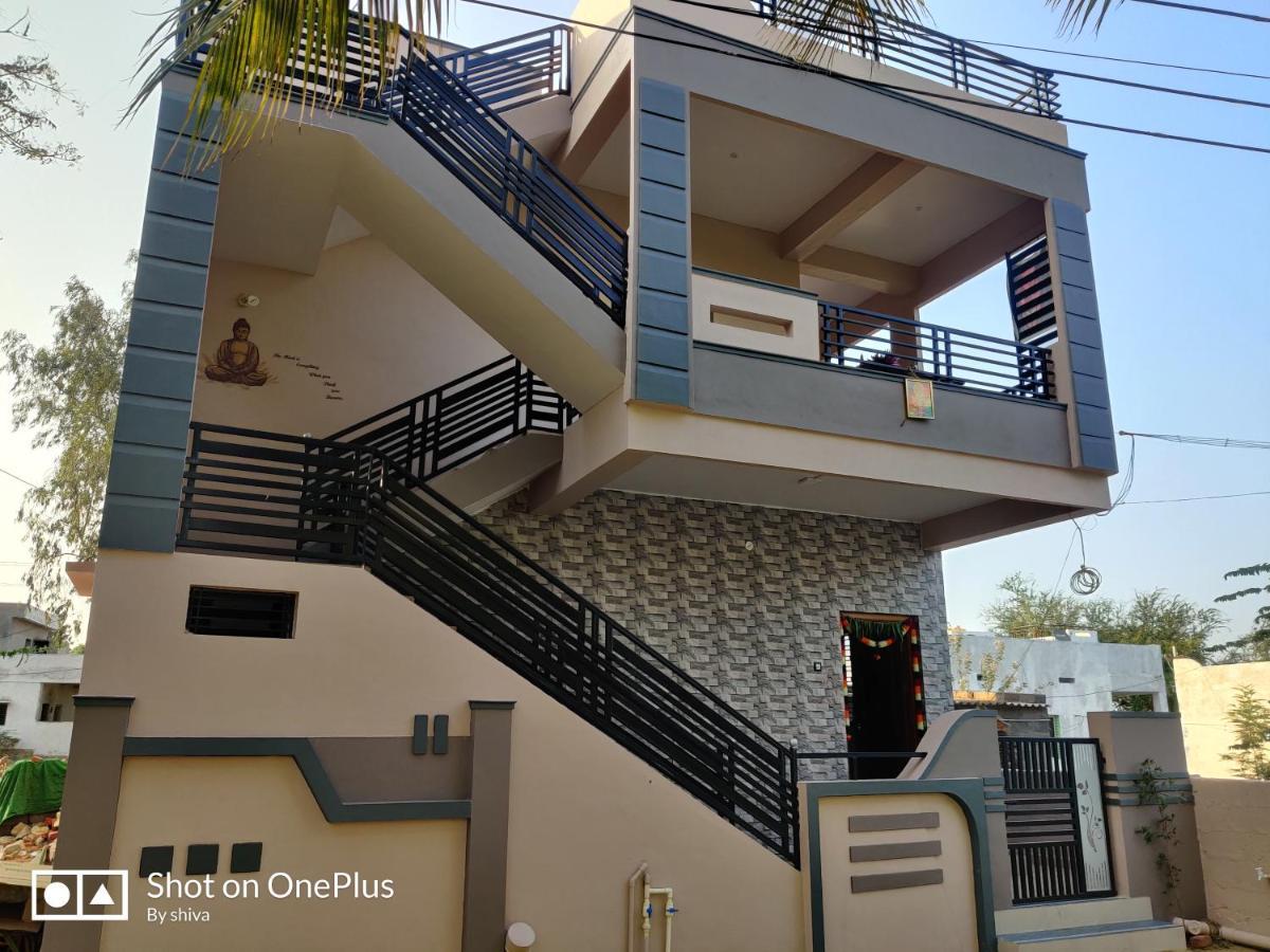 Lee Homestay Hampi Exterior photo